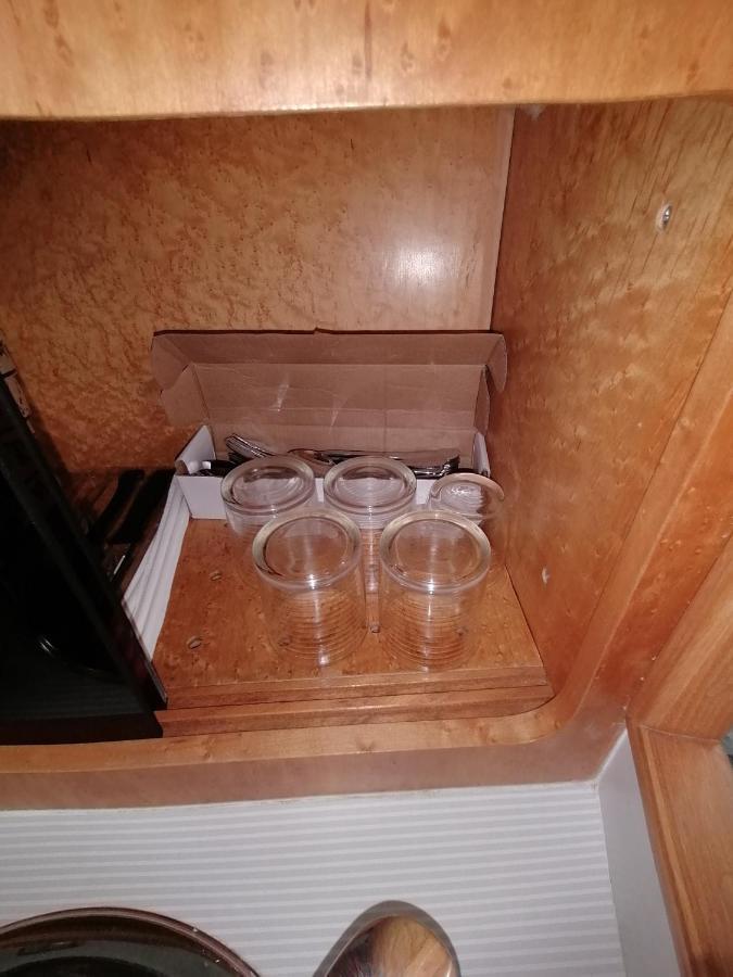 Sejour Insolite Sur Un Yacht. Bateau Hotel A Quai. La Rochelle  Exteriér fotografie