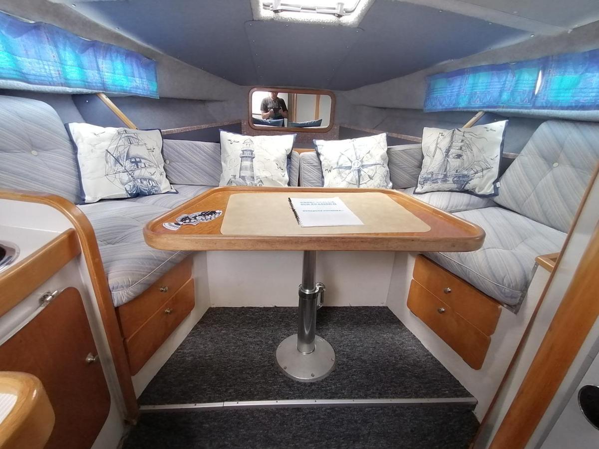 Sejour Insolite Sur Un Yacht. Bateau Hotel A Quai. La Rochelle  Exteriér fotografie