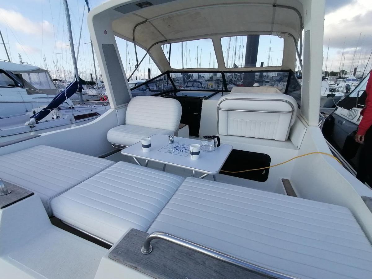Sejour Insolite Sur Un Yacht. Bateau Hotel A Quai. La Rochelle  Exteriér fotografie